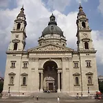 Oktohome * Budapesta